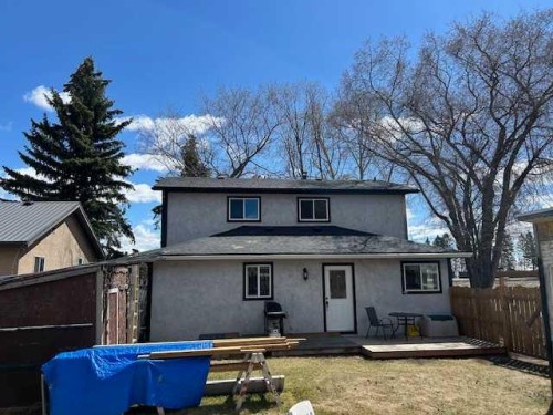 4702 49Th Street, Bashaw, AB - Outdoor