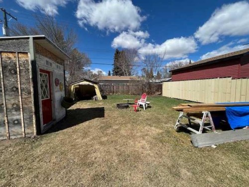 4702 49Th Street, Bashaw, AB - Outdoor