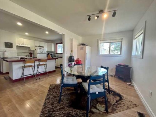 4702 49Th Street, Bashaw, AB - Indoor Photo Showing Dining Room