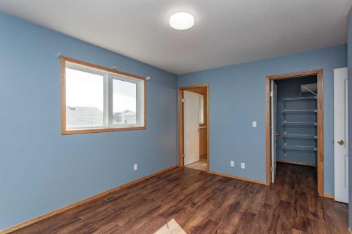 57 Spring Close, Blackfalds, AB - Indoor Photo Showing Other Room