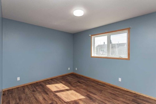 57 Spring Close, Blackfalds, AB - Indoor Photo Showing Other Room