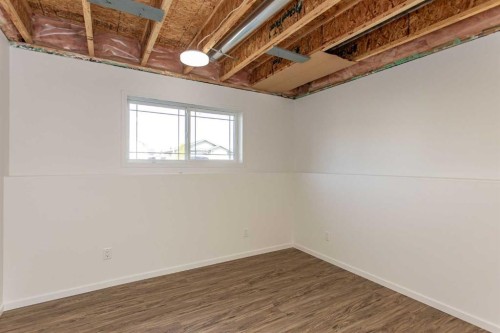 57 Spring Close, Blackfalds, AB - Indoor Photo Showing Other Room