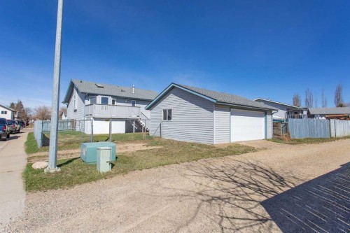 57 Spring Close, Blackfalds, AB - Outdoor
