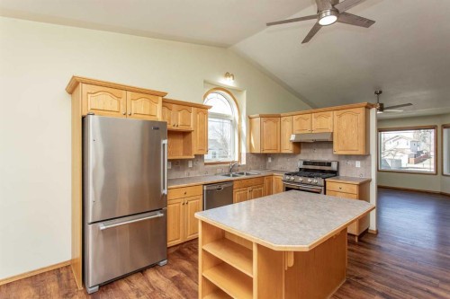 57 Spring Close, Blackfalds, AB - Indoor Photo Showing Kitchen With Stainless Steel Kitchen With Double Sink