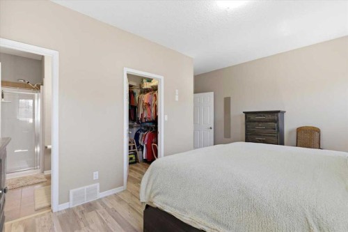 72 Beach Avenue, Itaska Beach, AB - Indoor Photo Showing Bedroom
