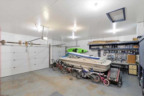 72 Beach Avenue, Itaska Beach, AB - Indoor Photo Showing Garage