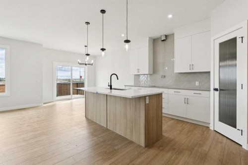546 Hotchkiss Manor, Calgary, AB - Indoor Photo Showing Kitchen With Upgraded Kitchen