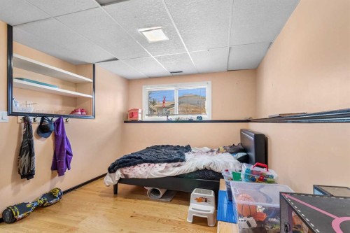 39 Cedar Crescent, Lacombe, AB - Indoor Photo Showing Other Room