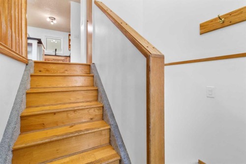39 Cedar Crescent, Lacombe, AB - Indoor Photo Showing Other Room