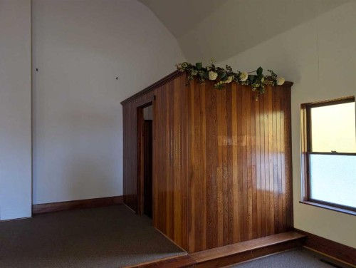 404 Hillside Avenue, Carbon, AB 