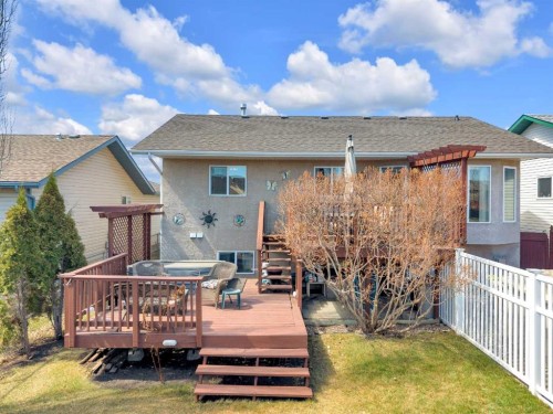 19 Heenan Crescent, Sylvan Lake, AB - Outdoor With Deck Patio Veranda