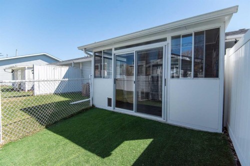 238 Ebert Close, Red Deer, AB - Outdoor