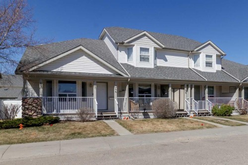 344 Drummond Avenue, Red Deer, AB - Outdoor With Deck Patio Veranda With Facade