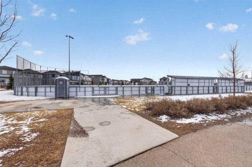 994 Berg Place, Leduc, AB - Outdoor