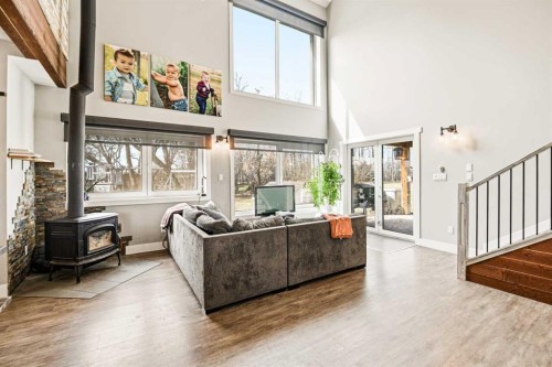 37153 Range Road 30, Rural Red Deer County, AB - Indoor