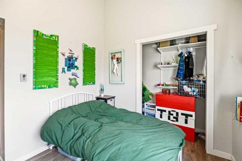 37153 Range Road 30, Rural Red Deer County, AB - Indoor Photo Showing Bedroom