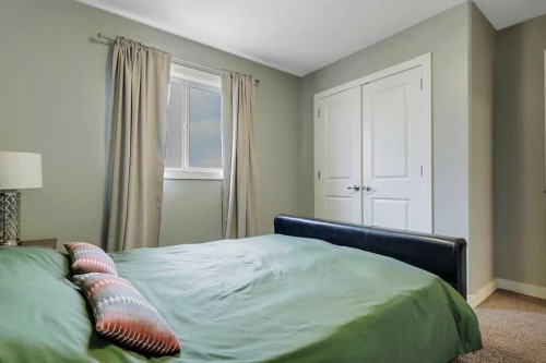 14 Cedar Square, Blackfalds, AB - Indoor Photo Showing Bedroom