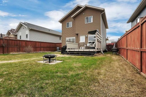 14 Cedar Square, Blackfalds, AB - Outdoor With Deck Patio Veranda