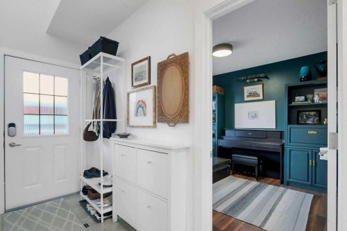 14 Cedar Square, Blackfalds, AB - Indoor Photo Showing Other Room
