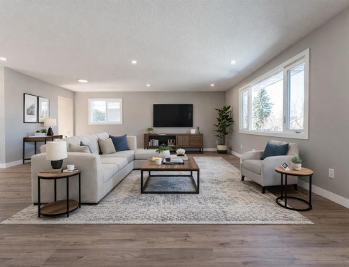25 Osborne Street, Red Deer, AB - Indoor Photo Showing Living Room