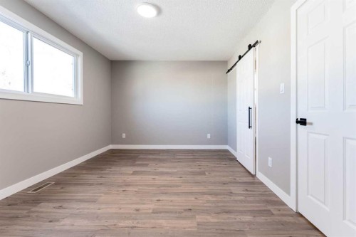 25 Osborne Street, Red Deer, AB - Indoor Photo Showing Other Room