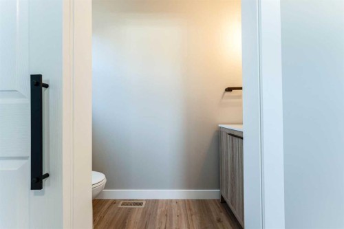 25 Osborne Street, Red Deer, AB - Indoor