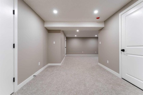 25 Osborne Street, Red Deer, AB - Indoor