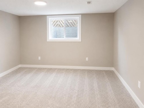 25 Osborne Street, Red Deer, AB - Indoor Photo Showing Other Room