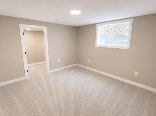 25 Osborne Street, Red Deer, AB - Indoor Photo Showing Other Room