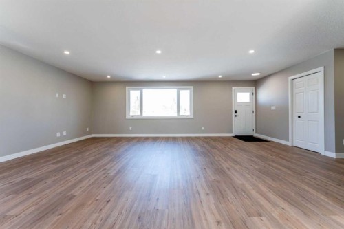 25 Osborne Street, Red Deer, AB - Indoor Photo Showing Other Room