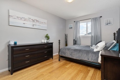 5204 33 Avenue, Camrose, AB - Indoor Photo Showing Bedroom