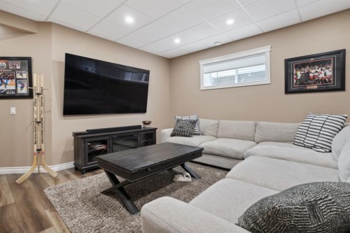 5204 33 Avenue, Camrose, AB - Indoor Photo Showing Other Room