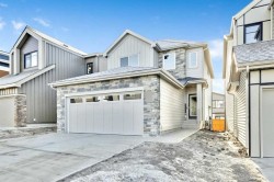 400 Heartwood Grove SECalgary, AB T3M 2K1