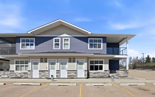 H4-5300 Vista Trail  Blackfalds, AB T4M 0L8