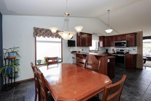 50 Donald Close, Red Deer, AB - Indoor Photo Showing Dining Room