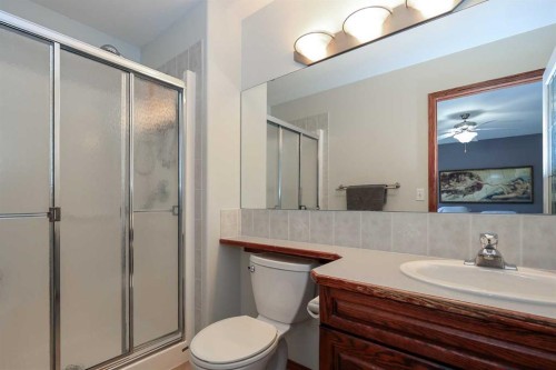 50 Donald Close, Red Deer, AB - Indoor Photo Showing Bathroom