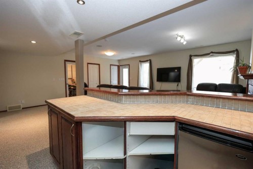 50 Donald Close, Red Deer, AB - Indoor