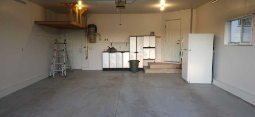 50 Donald Close, Red Deer, AB - Indoor Photo Showing Garage