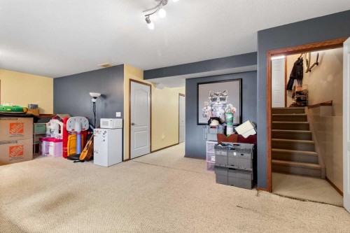 36 Lanterman Close, Red Deer, AB - Indoor Photo Showing Other Room