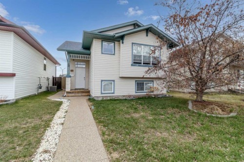 36 Lanterman Close, Red Deer, AB - Outdoor