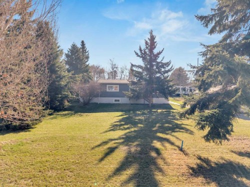 5221 52 Street, Mirror, AB - Outdoor With View
