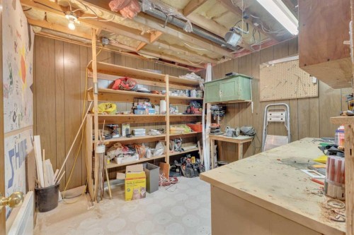 5221 52 Street, Mirror, AB - Indoor
