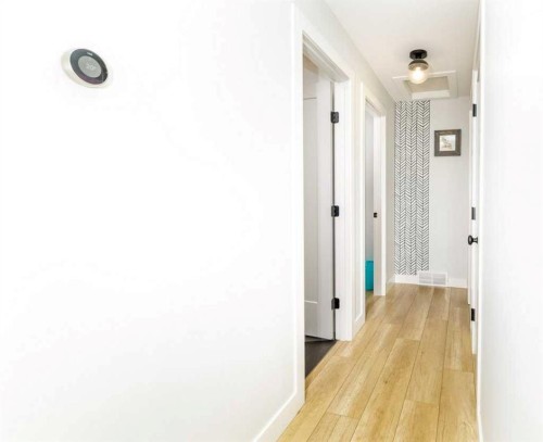 2 Scott Street, Red Deer, AB - Indoor Photo Showing Other Room