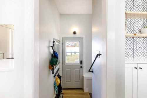 2 Scott Street, Red Deer, AB - Indoor Photo Showing Other Room