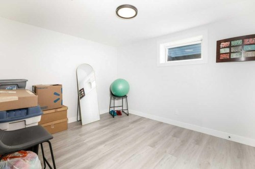 2 Scott Street, Red Deer, AB - Indoor