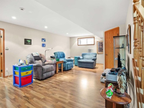 15 Agnew Close, Red Deer, AB - Indoor