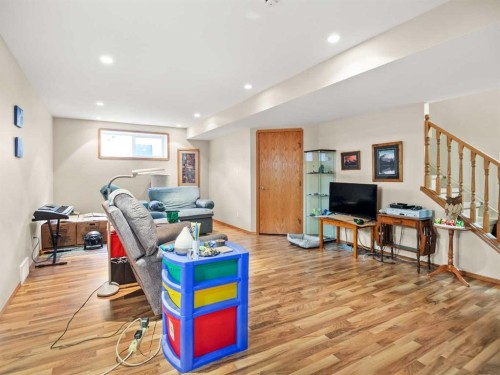 15 Agnew Close, Red Deer, AB - Indoor