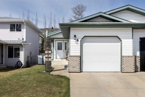 4 Westwood Court  Sylvan Lake, AB T4S 1P7