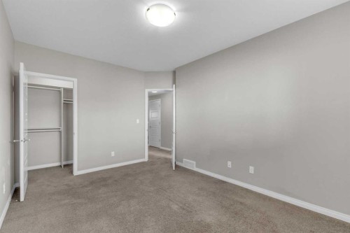 149 Hawkridge Boulevard, Penhold, AB - Indoor Photo Showing Other Room