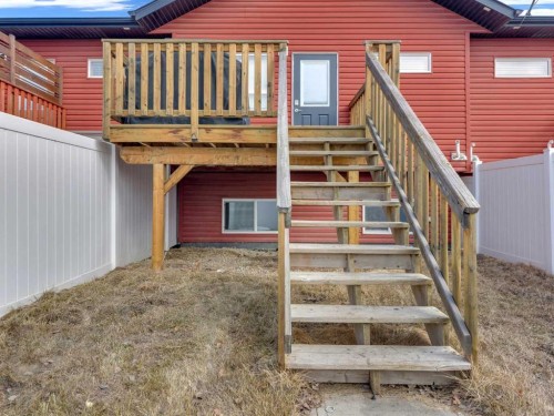 149 Hawkridge Boulevard, Penhold, AB - Outdoor With Exterior